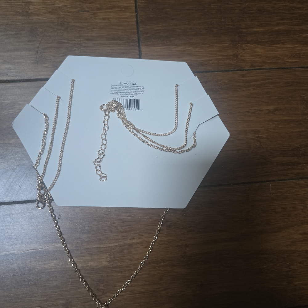 Elegant Gold Tone 3-in-1 Necklace - Picture 2 of 2